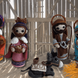 Pesebre a crochet Tamaño 15cms. de altura
